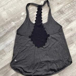 Lululemon scoop neck tank